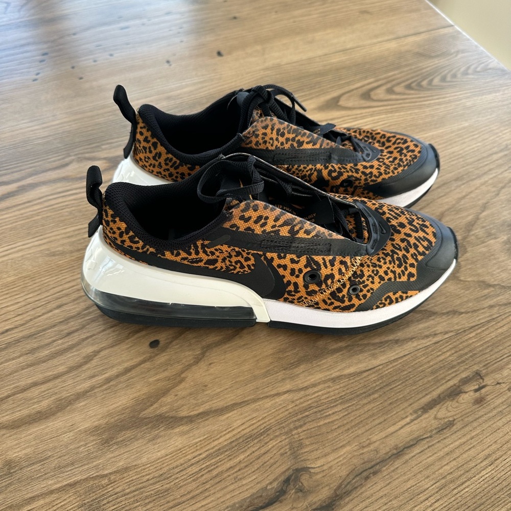 Women’s Leopard Nike Air Max Up Size 8